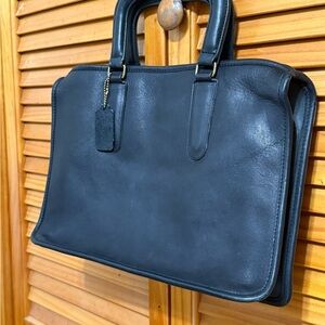 Vintage Coach slim satchel in black